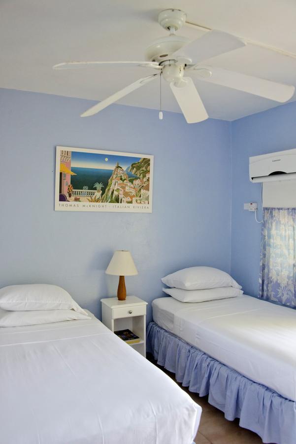 Meridian Inn Christ Church Bagian luar foto